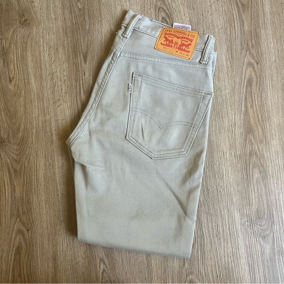 Levi's Other - Levi’s Men Grey 511 Jeans